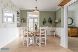 Dining Room- click for photo gallery